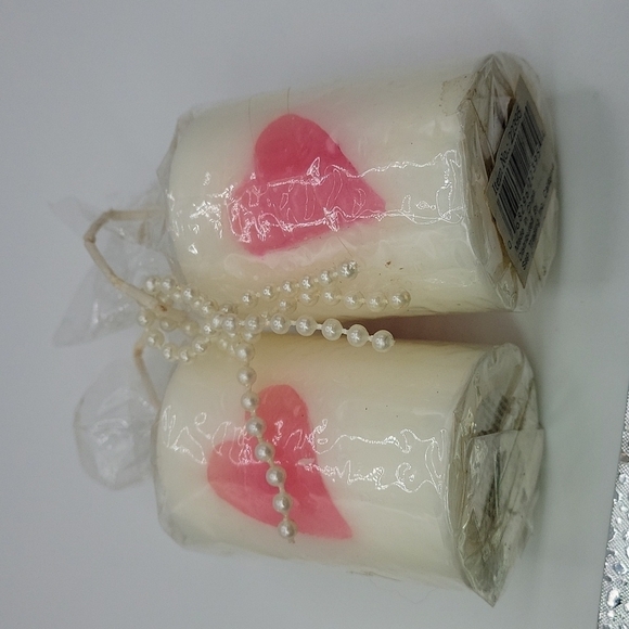 2 white candles connected with ONE wick Pink Heart New - Picture 4 of 8